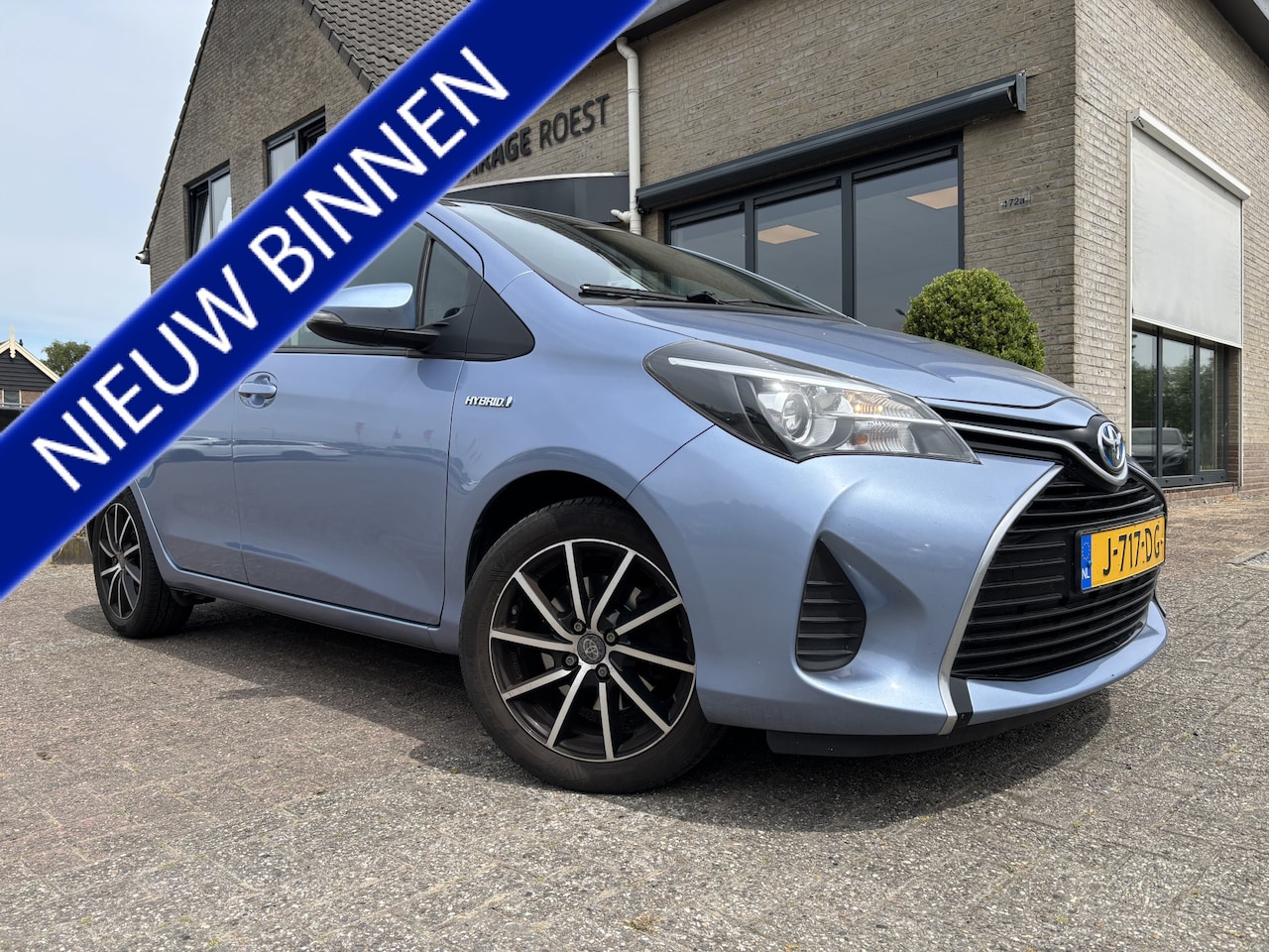 Toyota Yaris - 5DRS 1.5 Hybrid Lease Automaat Navigatie / Camera - AutoWereld.nl