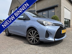 Toyota Yaris - 5DRS 1.5 Hybrid Lease Automaat Navigatie / Camera