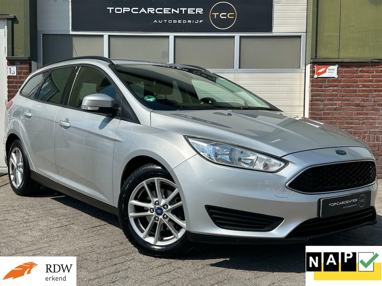 Ford Focus Wagon - 1.0 Edition/TREKH/NAVI/PARKS/CRUISE/APK/NAP - AutoWereld.nl