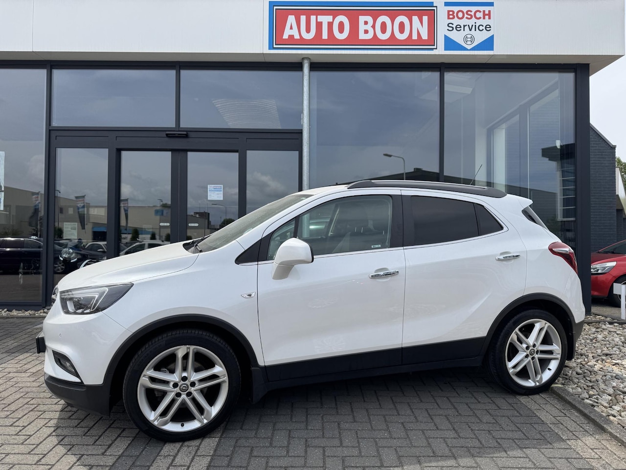 Opel Mokka X - 1.4 Turbo Innovation 140PK APPCARPLAY/LED/NAVI/ KEYLESS/CLIMA/P-CAM/MEDIA/BTA/2XPDC - 1e E - AutoWereld.nl