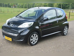 Peugeot 107 - 1.0-12V XR Zwart Airco