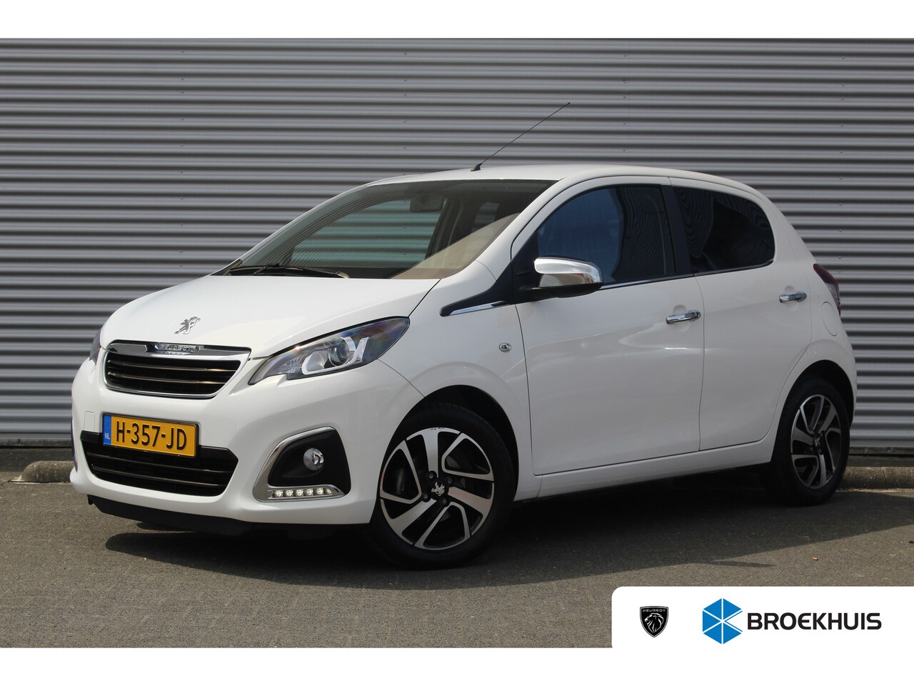 Peugeot 108 - 1.0 e-VTi Allure | Carplay | Camera | Climate | LMV | Limiter | Autom. Verlichting | | Car - AutoWereld.nl