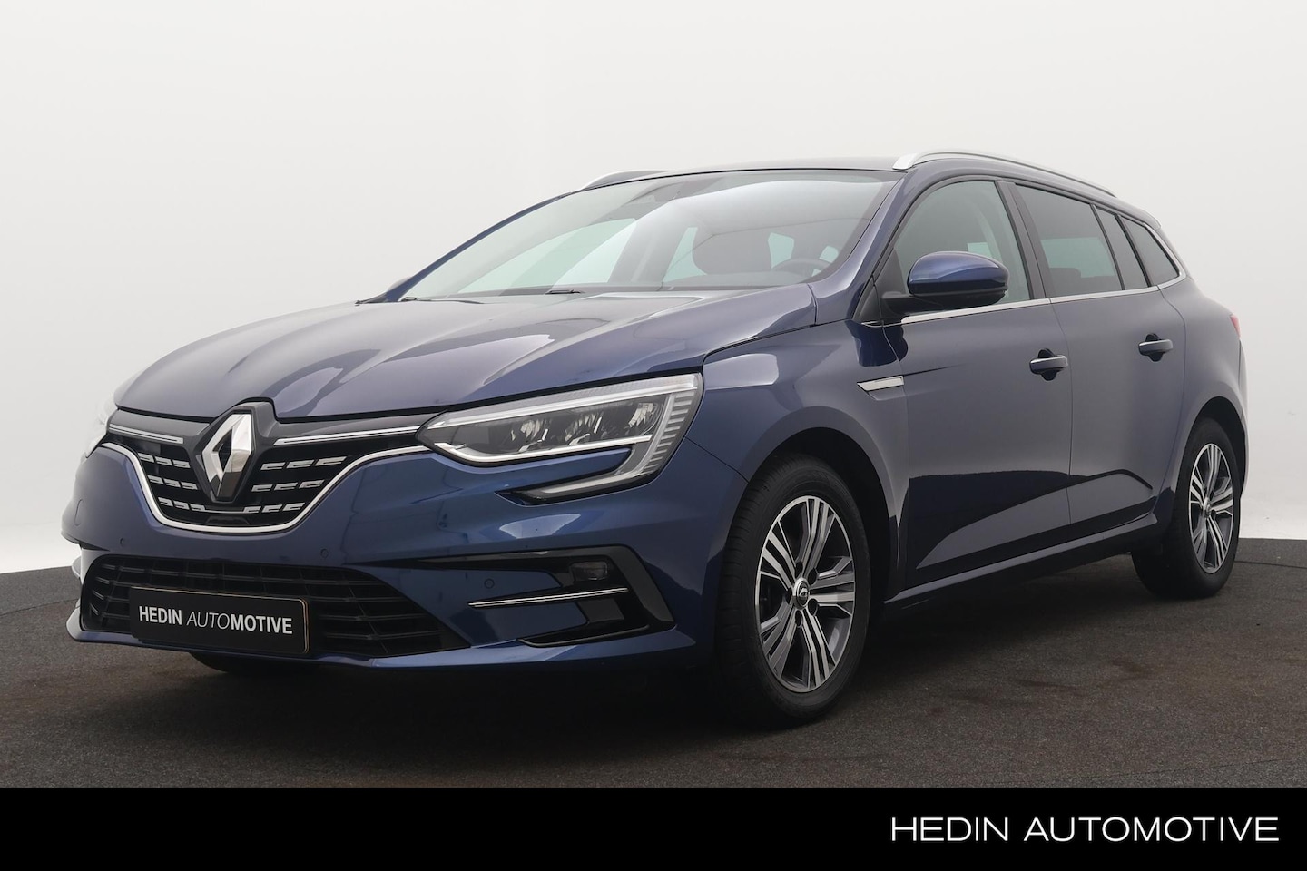 Renault Mégane Estate - 1.3 TCe Intens | Apple Carplay/Android auto | Automatische airco | Cruise control | Parkee - AutoWereld.nl