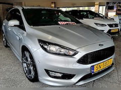 Ford Focus - 1.0 EcoBoost 125pk 5-deurs Trend