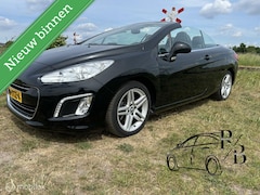 Peugeot 308 CC - 1.6 THP Griffe LEER NAVI CRUISE STOELVERW AIRCO