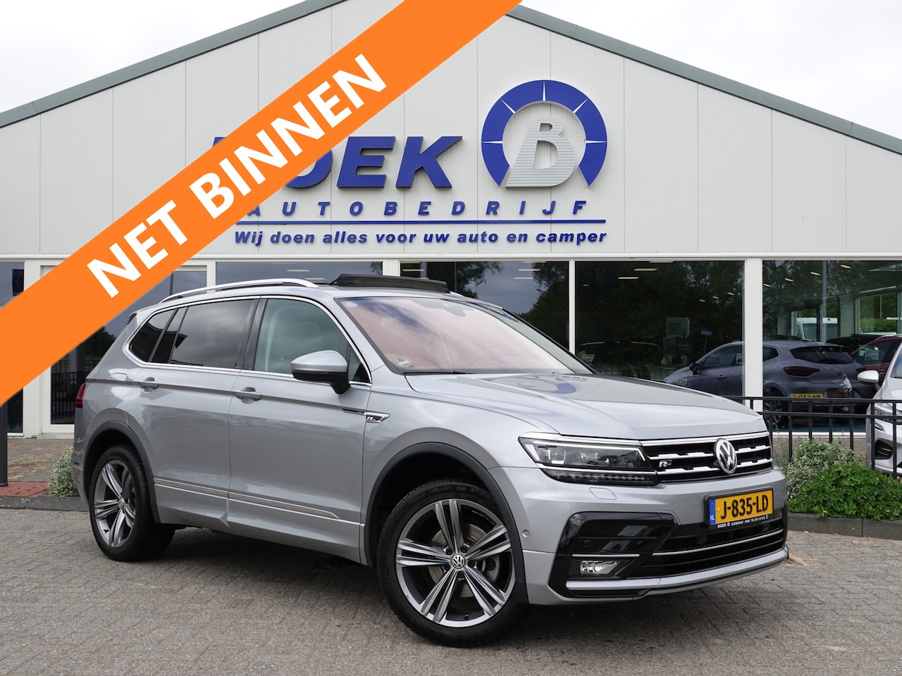 Volkswagen Tiguan Allspace - 1.5 TSI 150 PK Highline R-LINE PANO | LED | VIRTUAL | ACC | ECC | CAMERA - AutoWereld.nl