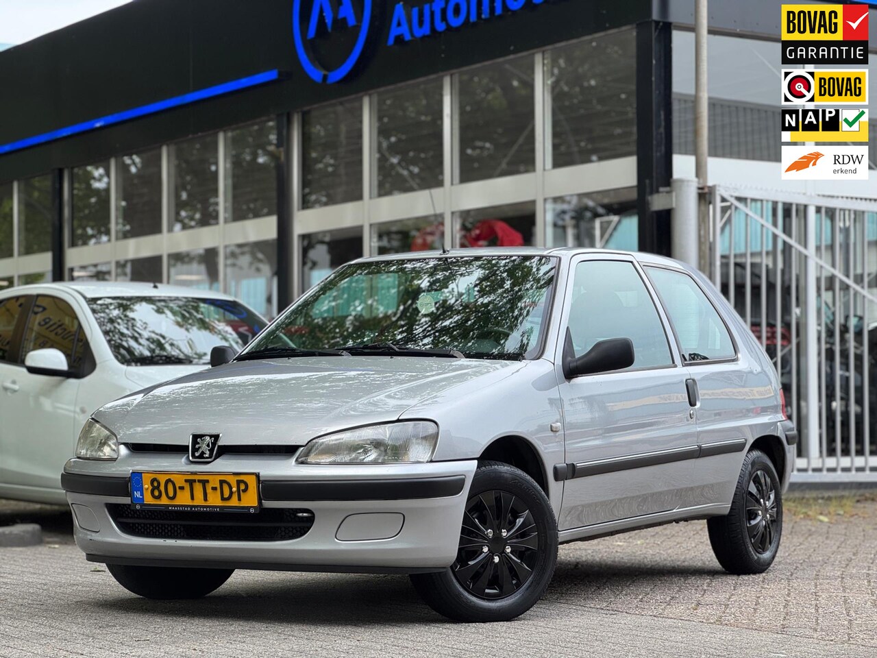 Peugeot 106 - 1.1 Accent APK Elek.ramen 2 sleutels Pioneer - AutoWereld.nl