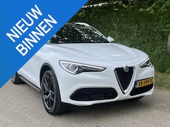 Alfa Romeo Stelvio - 2.0 T AWD Super B-TECH | Harman Kardon | Panodak |