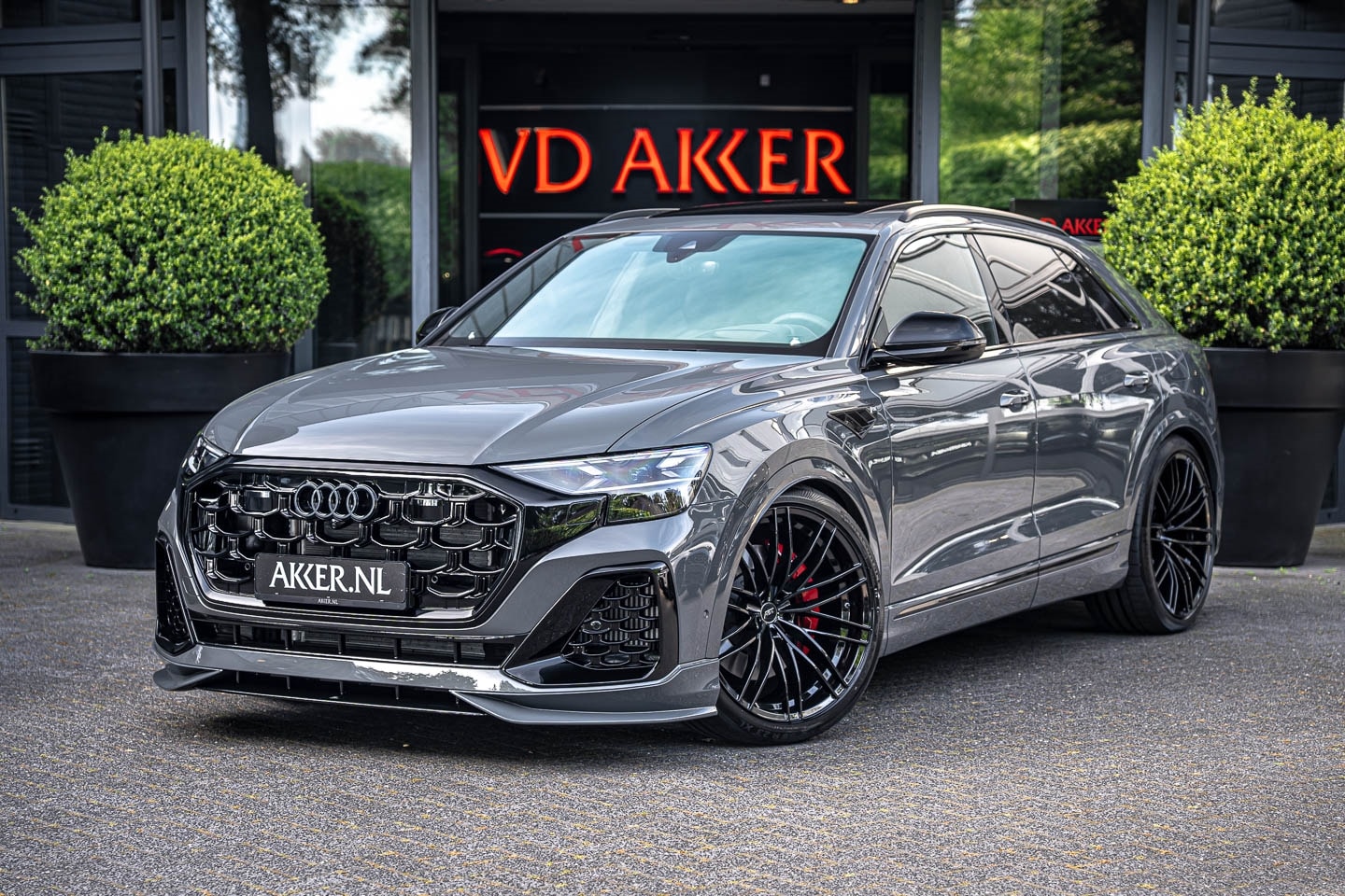 Audi Q8 - 60 TFSI e ABT Aero | Carbon | Full Option | Audi Exclusive (490 pk) - AutoWereld.nl