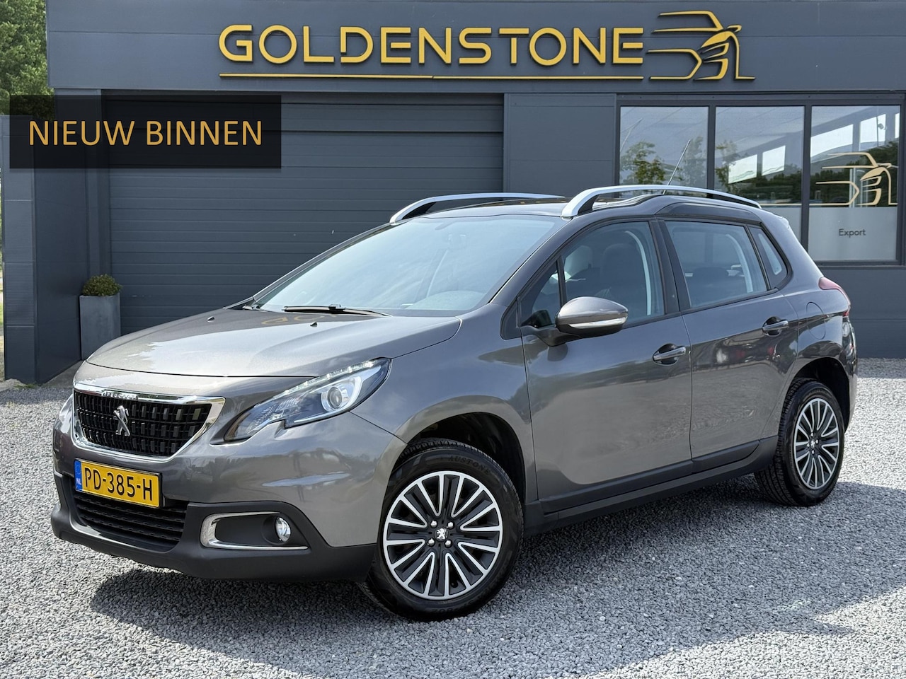 Peugeot 2008 - 1.2 PureTech Blue Lion Navi,Pano,Trekhaak,110pk,Airco,Cruise,Pdc,Dealer Onderhouden,Lmv,Ni - AutoWereld.nl