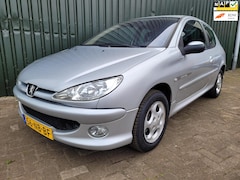 Peugeot 206 - 1.4 Quiksilver nw apk keuring