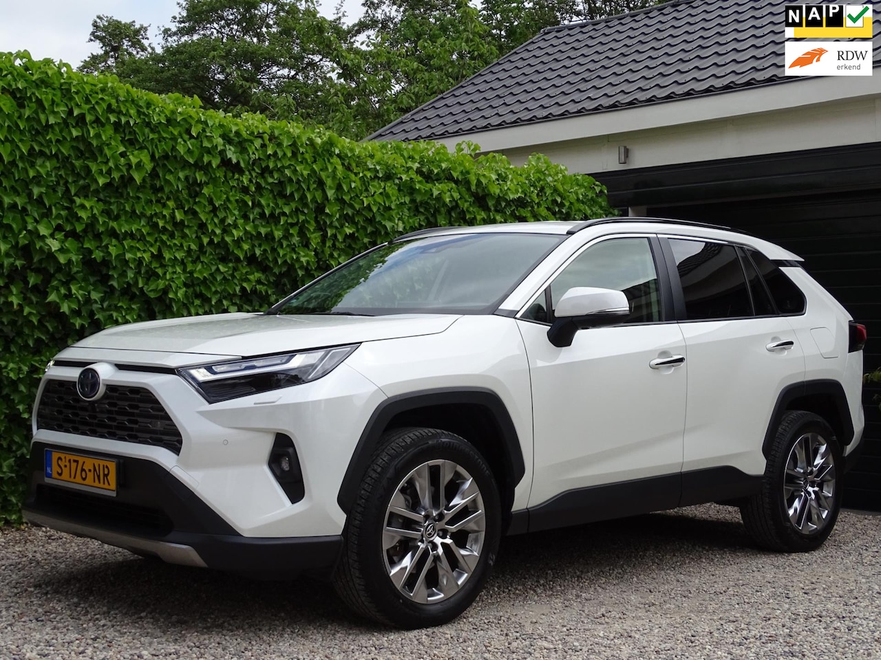 Toyota RAV4 - 2.5 Hybrid AWD Business Plus | Facelift | Full options - AutoWereld.nl