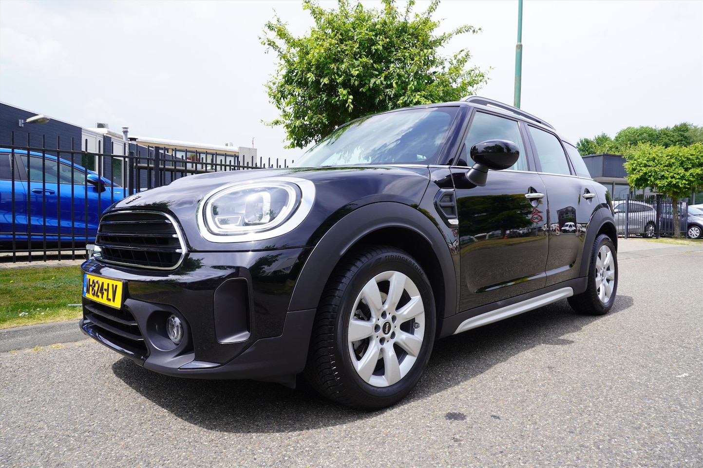 MINI Countryman - Mini (f60) 1.5 102pk One Business Edition Navigatie Sportstoelen - AutoWereld.nl