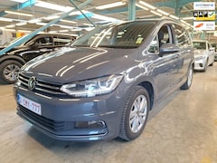 Volkswagen Touran - 1.5 TSI Highline 7p Netto 16000 euro