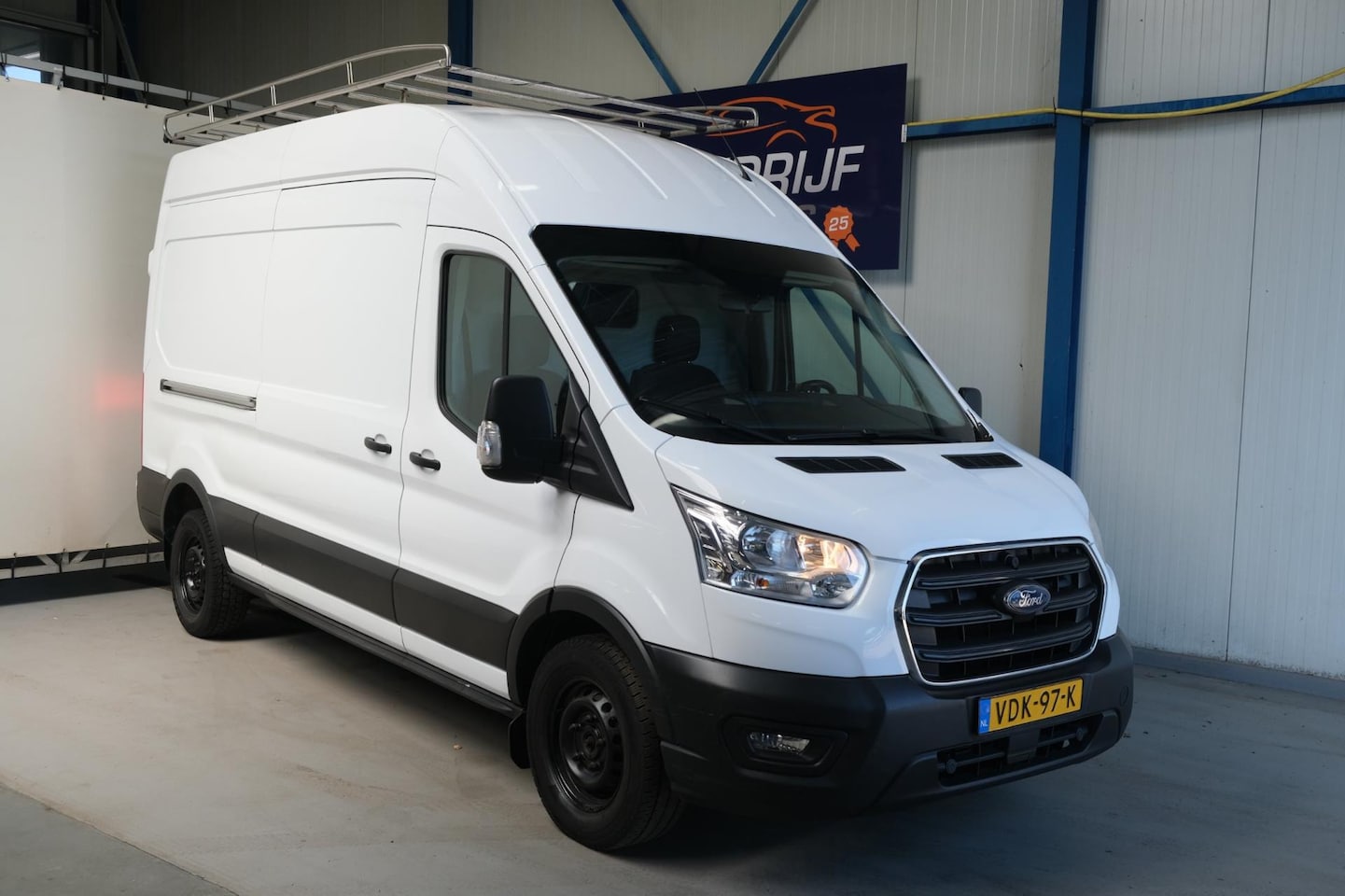 Ford Transit - 350 2.0 TDCI L3H2 - N.A.P. Airco, Cruise, PDC, Trekhaak. - AutoWereld.nl