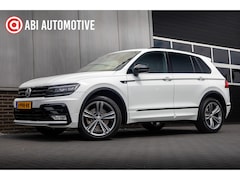 Volkswagen Tiguan - 2.0 TSI 180 pk 4Motion Highline 2 x R-Line / Head-Up/ Keyless/ Sport-Stoelen/ Stoel.Verw/