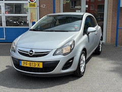 Opel Corsa - 1.4-16V | Cruise control | Airco | stuurbediening | Nette Auto