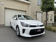Kia Rio - 1.2 ComfortPlusLine Navi Carplay Camera DAB Clima 16" Pdc