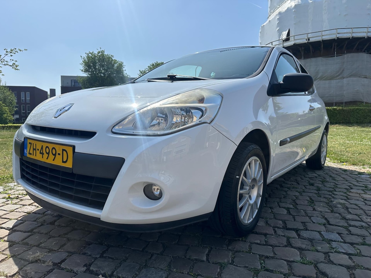 Renault Clio - 1.2 1.2 ,Lm velgen, airco - AutoWereld.nl