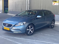 Volvo V40 - 1.6 D2 I Pano