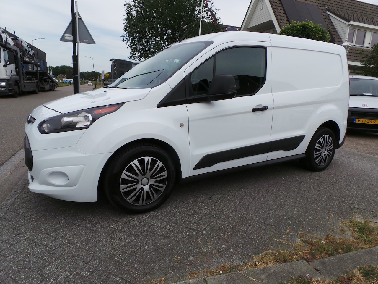 Ford Transit Connect - 1.5 TDCI L1 Airco,Schuifdeur - AutoWereld.nl