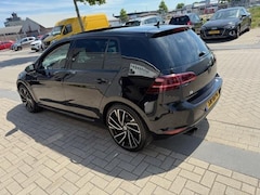 Volkswagen Golf - 1.4 TSI ACT Highline/Panorama/lederen bekleding (150 PK)