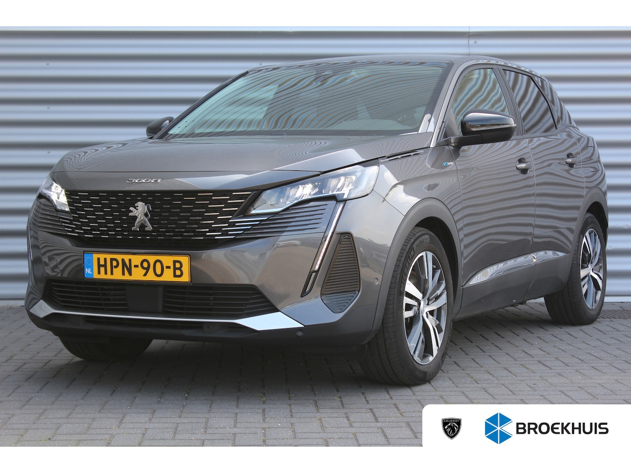 Peugeot 3008 - 1.6 HYBRID 225PK ALLURE PACK AUTOMAAT / NAVI / LEDER / CLIMA / PDC / 18" LMV / CAMERA / KE - AutoWereld.nl