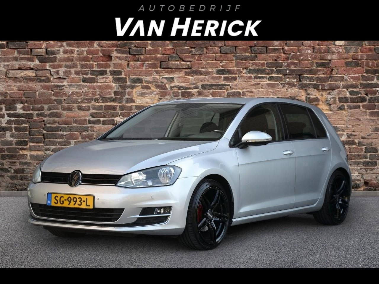 Volkswagen Golf - 1.4 TSI 140PK Highline Automaat | Cruise | Nette staat - AutoWereld.nl