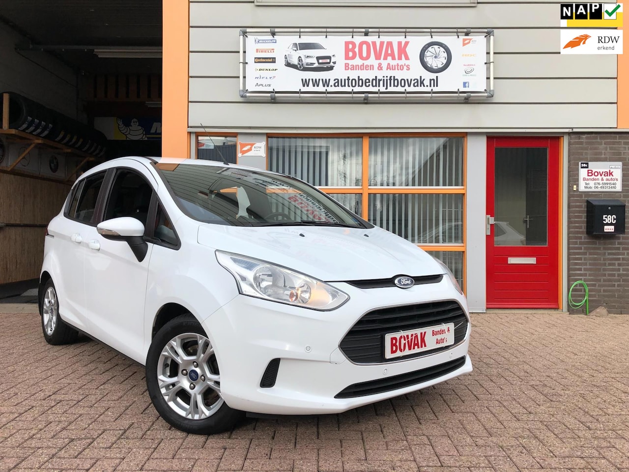 Ford B-Max - 1.0i EcoBoost Titanium White - AutoWereld.nl