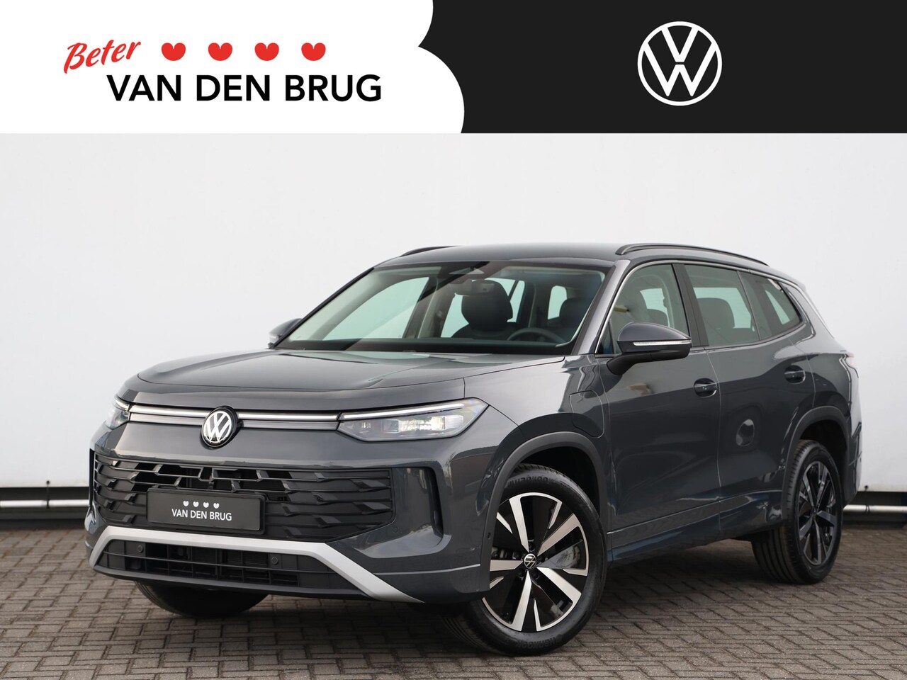 Volkswagen Tayron - Life Edition 1.5 eHybrid 150 kW / 204 pk SUV 6 ver Navigatie | Camera | Side assist | Stoe - AutoWereld.nl