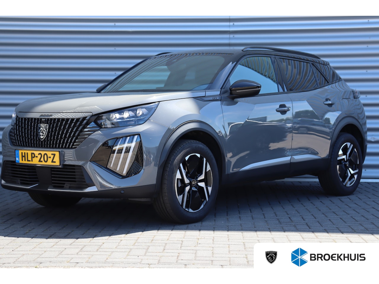 Peugeot 2008 - 1.2 PURETECH 130PK GT PACK AUTOMAAT / NAVI / LEDER / CLIMA / LED / PDC / 17" LMV / KEYLESS - AutoWereld.nl
