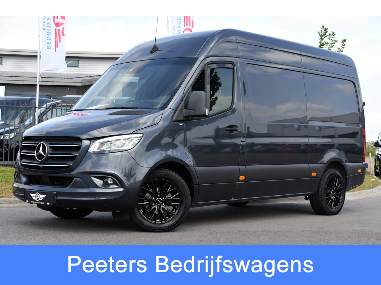 Mercedes-Benz Sprinter - 319 3.0 CDI L2H2 PB Edition - AutoWereld.nl