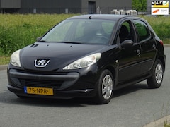 Peugeot 206 - 1.1 XR 5DEURS BJ2010 59DKM NAP/AIRCO/APK 2026