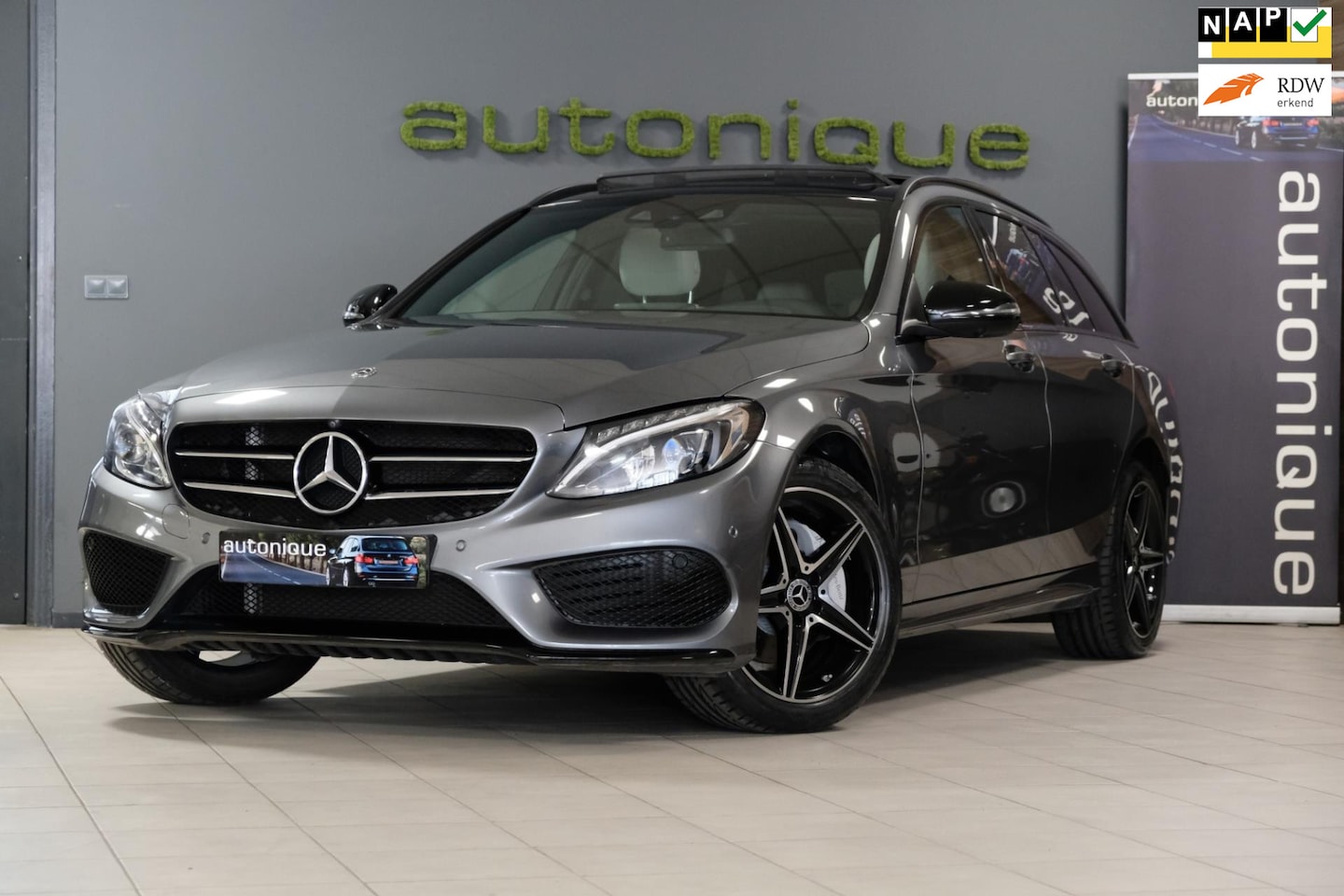 Mercedes-Benz C-klasse Estate - 200 **AMG LINE 12.729km** UNIEK Panodak/Leder/Navi/360° Camera - AutoWereld.nl