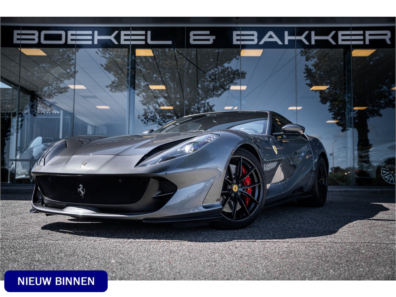 Ferrari 812 Superfast - 6.5 V12 HELE - Daytona Seats - Carbon - Lift - Pass. Display - AutoWereld.nl