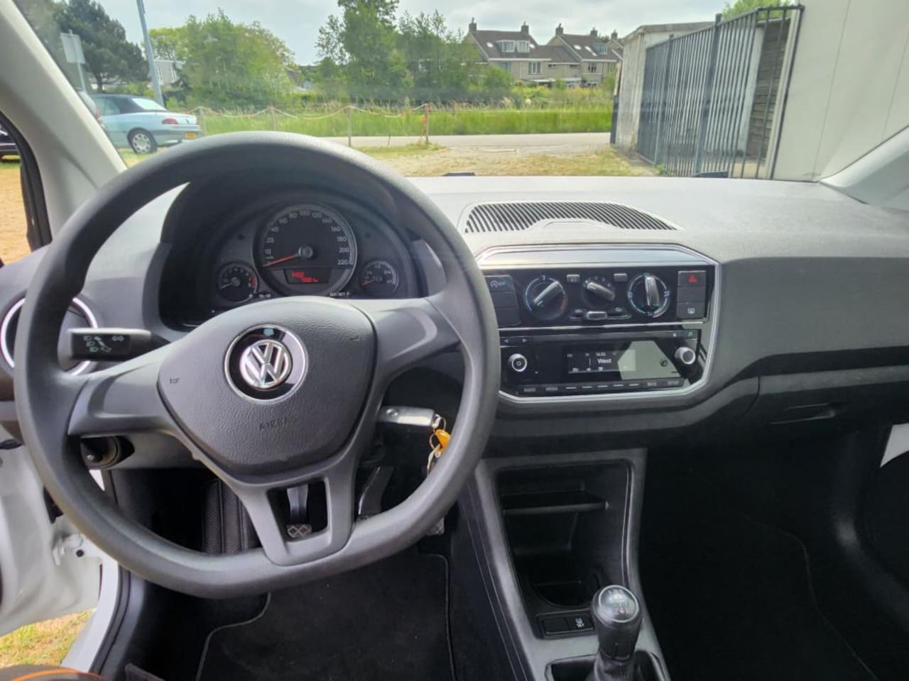 Volkswagen Up! - 1.0 BMT take up! 1.0 BMT take up! - AutoWereld.nl