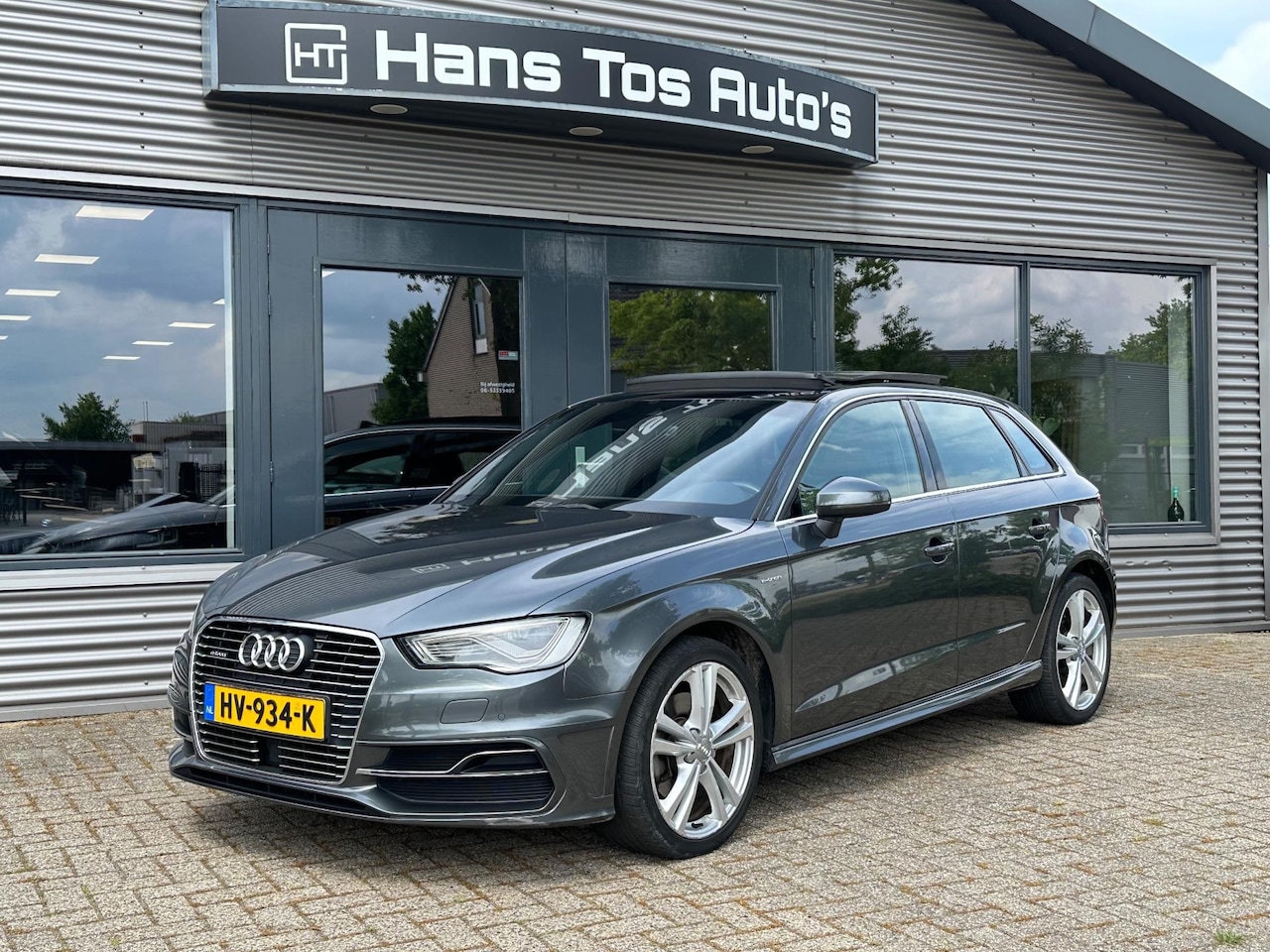 Audi A3 Sportback - 1.4 e-tron PHEV S-LINE Ambition Pro Line plus / Panorama / B&O / KEYLESS - AutoWereld.nl
