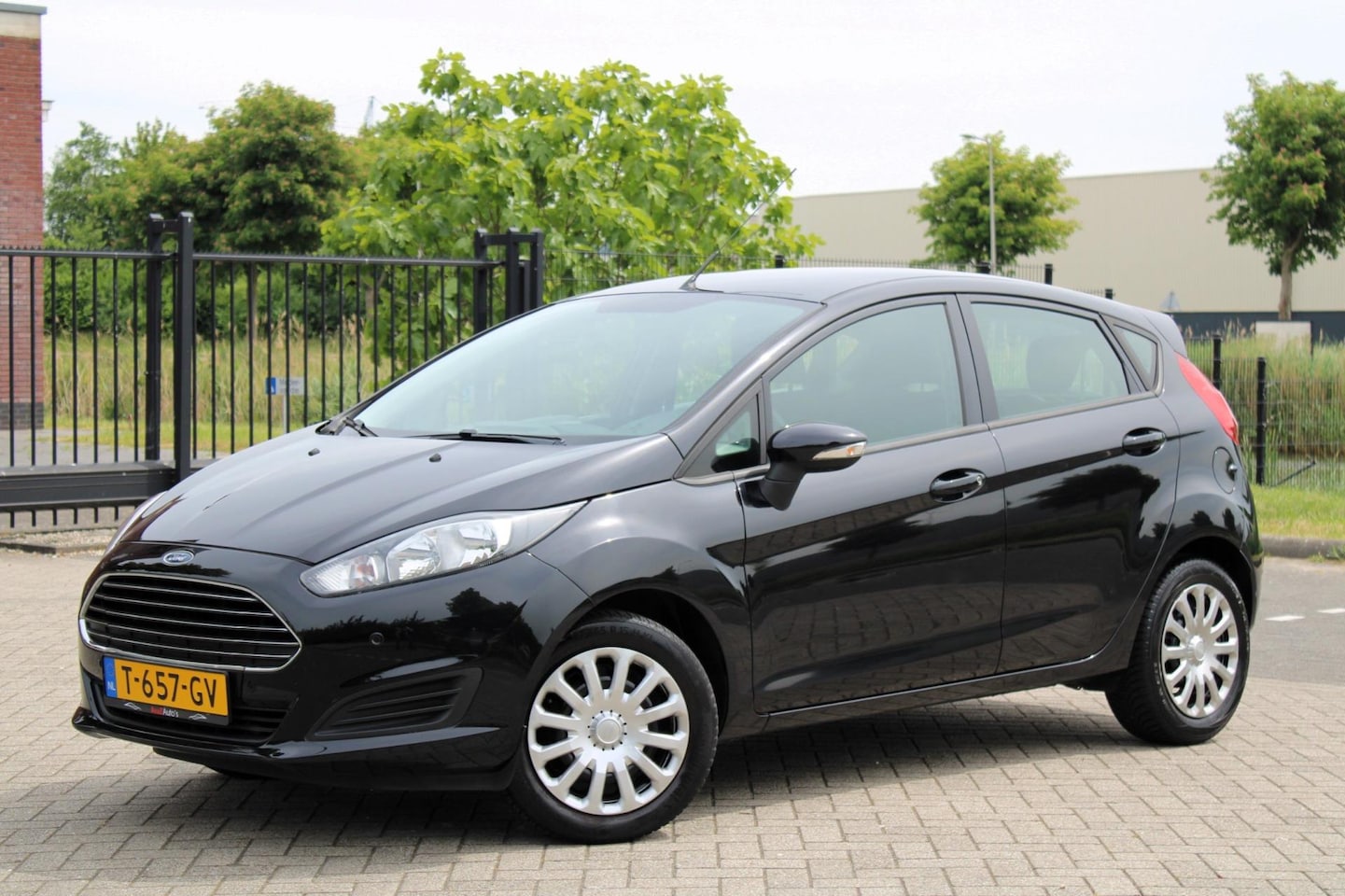 Ford Fiesta - 1.25 Style l Airco l Elek Pak l PDC l Stoelverw - AutoWereld.nl