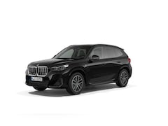 BMW X1 - XDrive30e M-Sport | Panorama | Trekhaak | 360 Camera | Driving Ass. + | Head-Up | Adapt. M