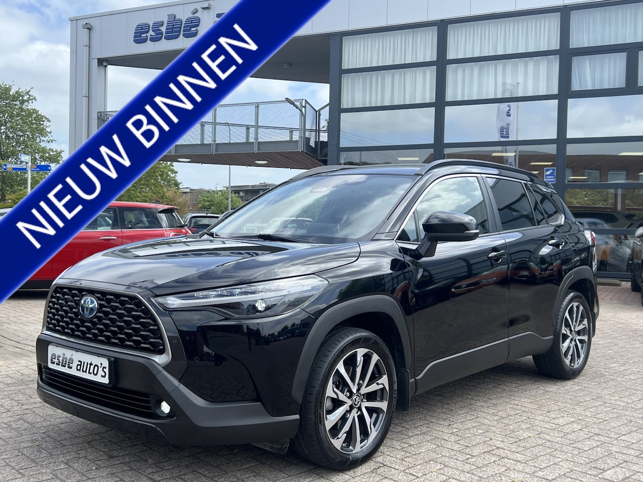 Toyota Corolla Cross - Hybrid 200 Style Hybrid 200 Style Navigatie* Carplay Camera ACC Clima Stoel + Stuurverwarm - AutoWereld.nl