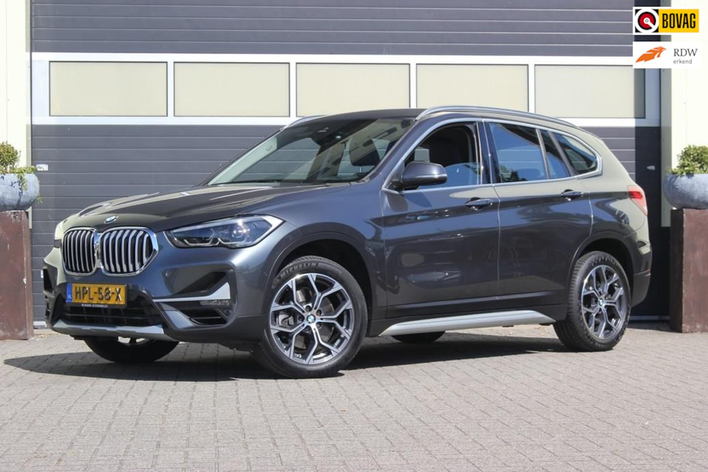 BMW X1 - SDrive20i High Executive | Trekhaak | - AutoWereld.nl