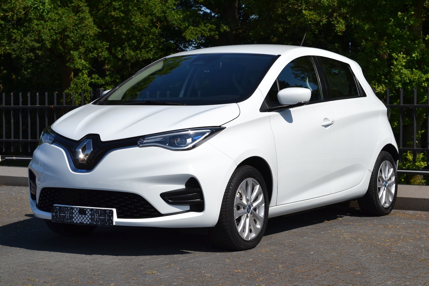Renault Zoe - R 110 Experience 52 kWh Huuraccu € 15.- p.m.! - AutoWereld.nl