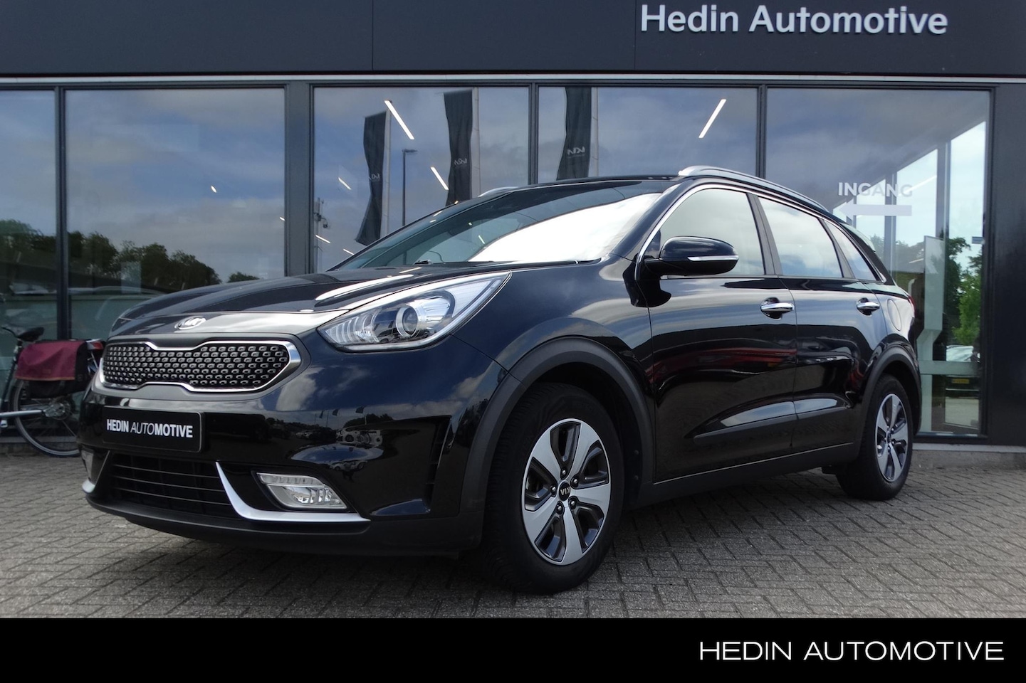 Kia Niro - 1.6 GDi Hybrid First Edition | Automaat | Afneembare Trekhaak | Achteruitrijcamera | Rijst - AutoWereld.nl