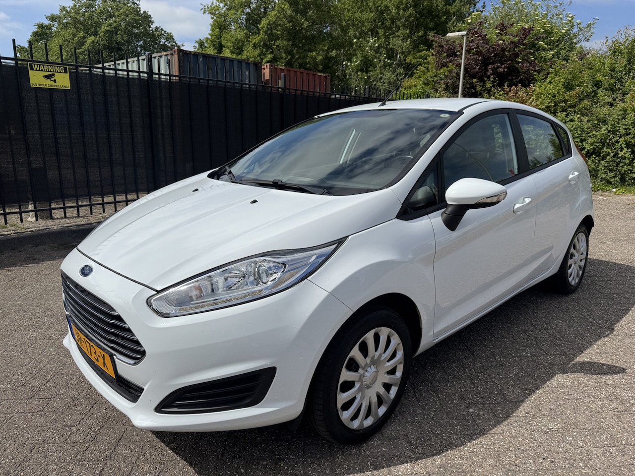 Ford Fiesta - 1.0 Style 5 Drs Airco/Cruise/Navigatie - AutoWereld.nl