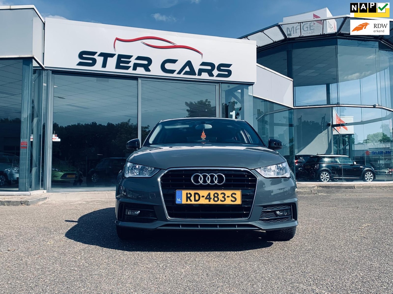 Audi A1 Sportback - 1.0 TFSI Adrenalin 1.0 TFSI Adrenalin, Navi, Cruise Control, LM velgen, Airco, 5 Deurs - AutoWereld.nl