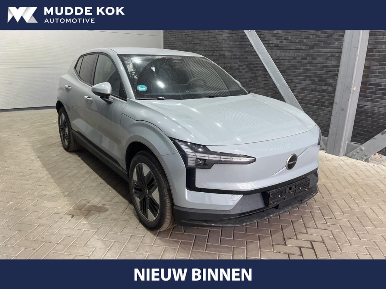 Volvo EX30 - Single Motor Core 51 kWh | Stoel+Stuurverwarming | Getint Glas | Camera | ACC - AutoWereld.nl