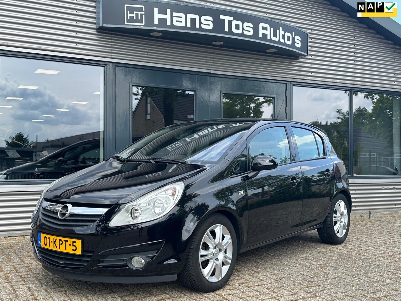 Opel Corsa - 1.4-16V Vol-AUTOMAAT Cosmo / Clima / Nw Distributie / Revisie gehad - AutoWereld.nl