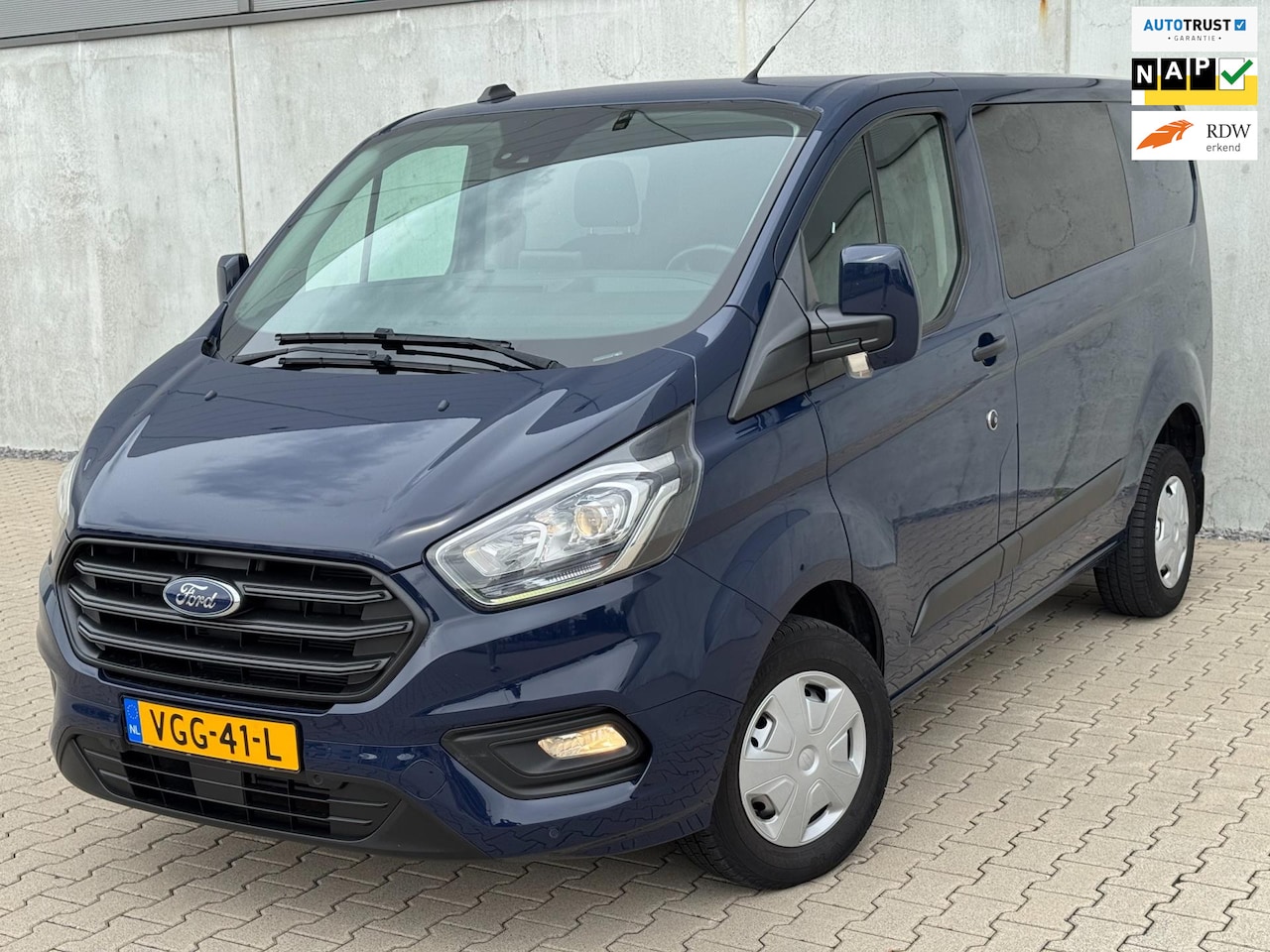 Ford Transit Custom - 280 2.0 TDCI MHEV DC Airco Trekhaak Stoelverw DAB - AutoWereld.nl