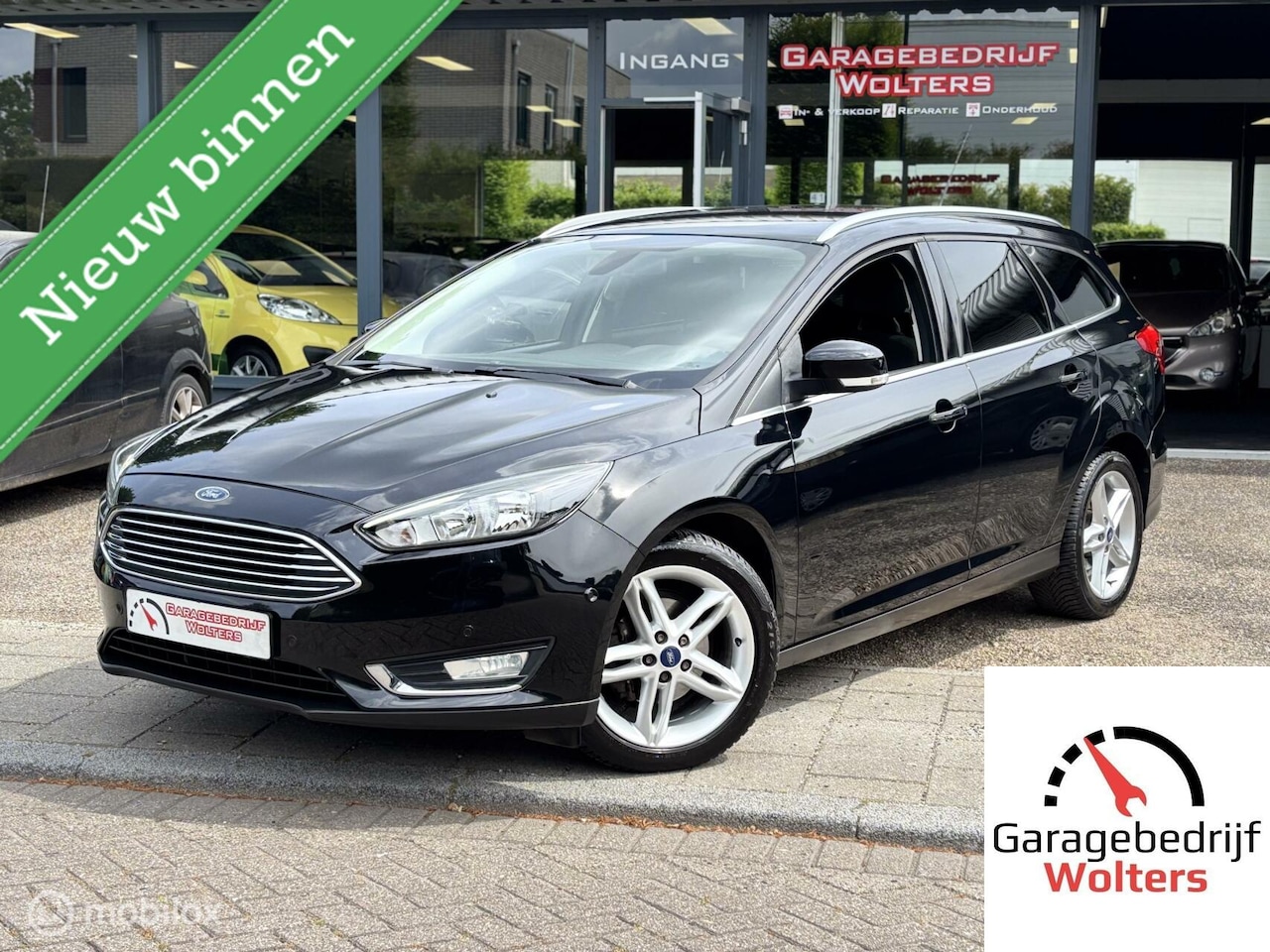 Ford Focus - 1.0 Titanium Edition vol opties LED NAVI LMV - AutoWereld.nl