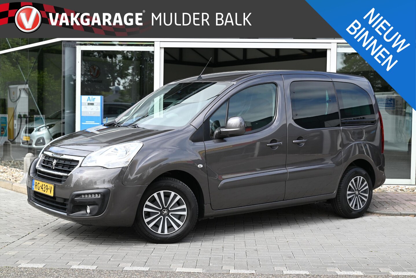 Peugeot Partner Tepee - 1.2 PureTech Active 1.2 PureTech Active - AutoWereld.nl
